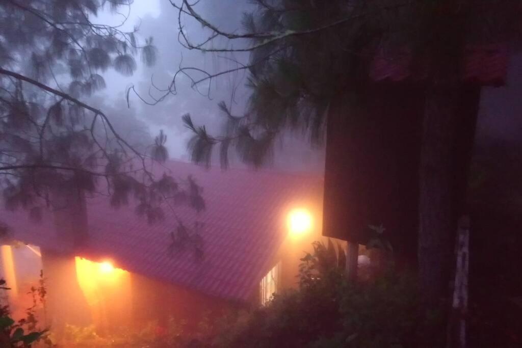 Cabana Con Banera Y Chimeneas En Puesta De Sol El Pacifico Kültér fotó